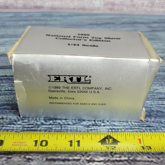 Vintage 1989 Ertl 1/43 scale Allis-Chalmers D-19 w/frontend tractor orange/white - Picture 9 of 10